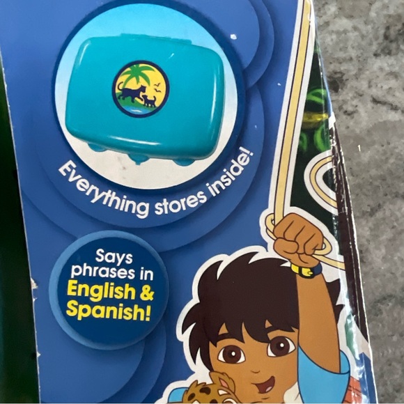 Fisher price Go Diego Talking Field Journal New in box.  Rare - Picture 6 of 6